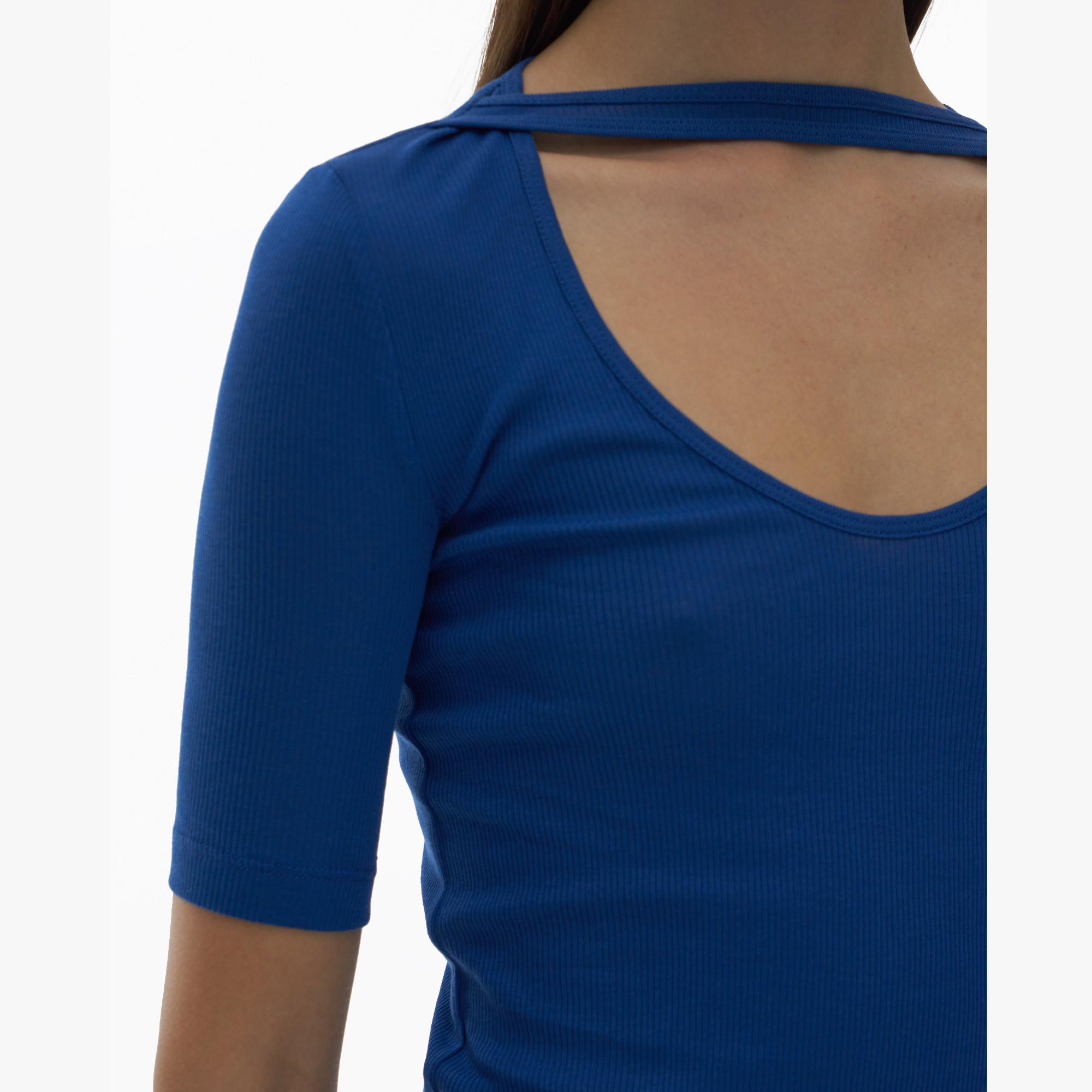 Base Cutout Tee
