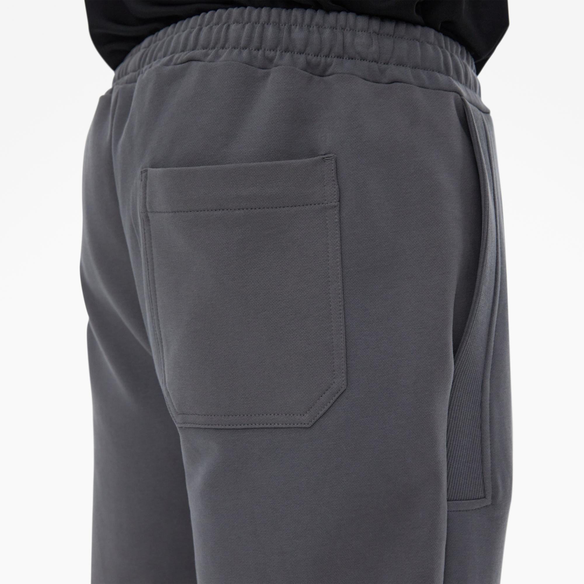 Spray Logo Jogger