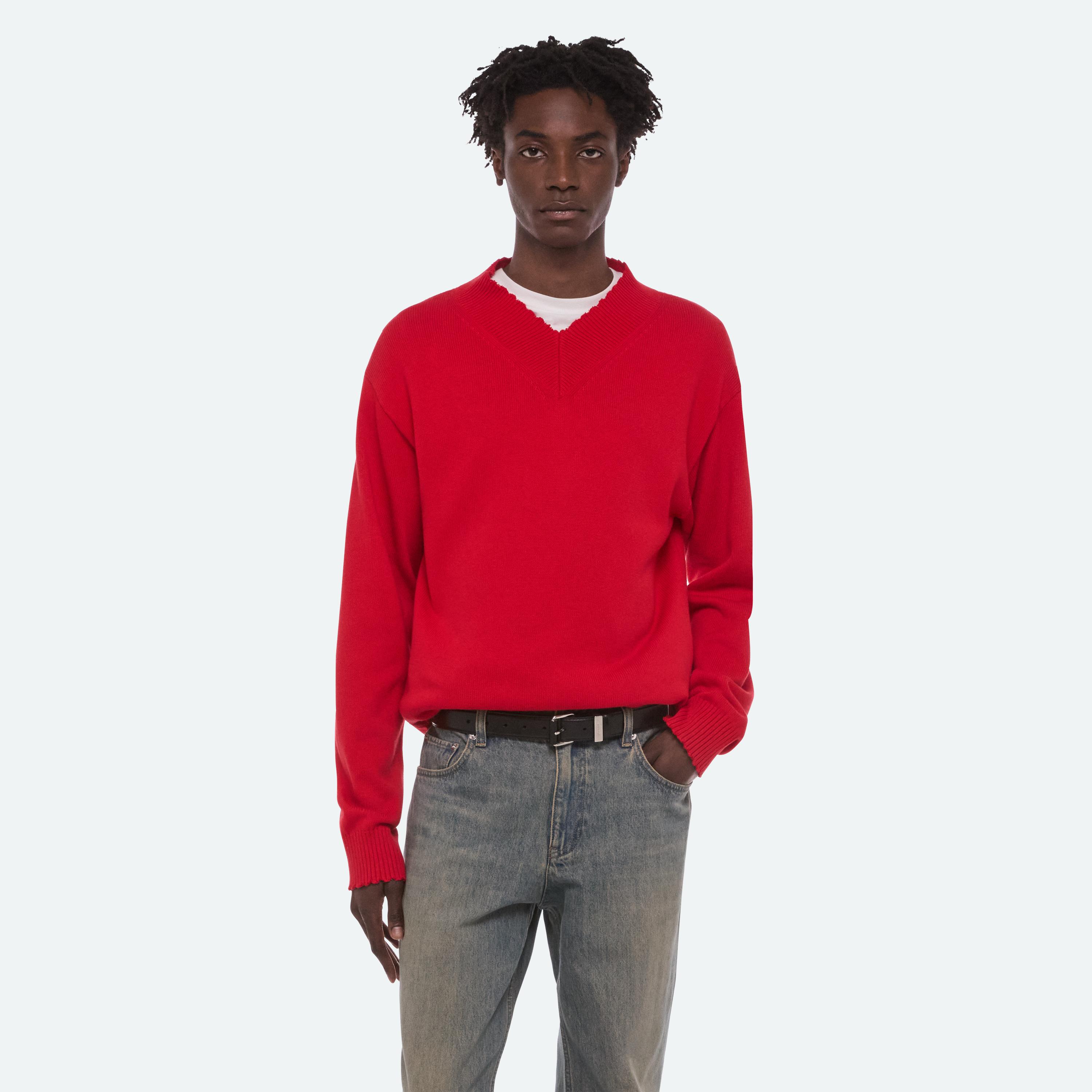 Distressed V-Neck in Classic Cotton | Men's Clothing | HELMUT LANG